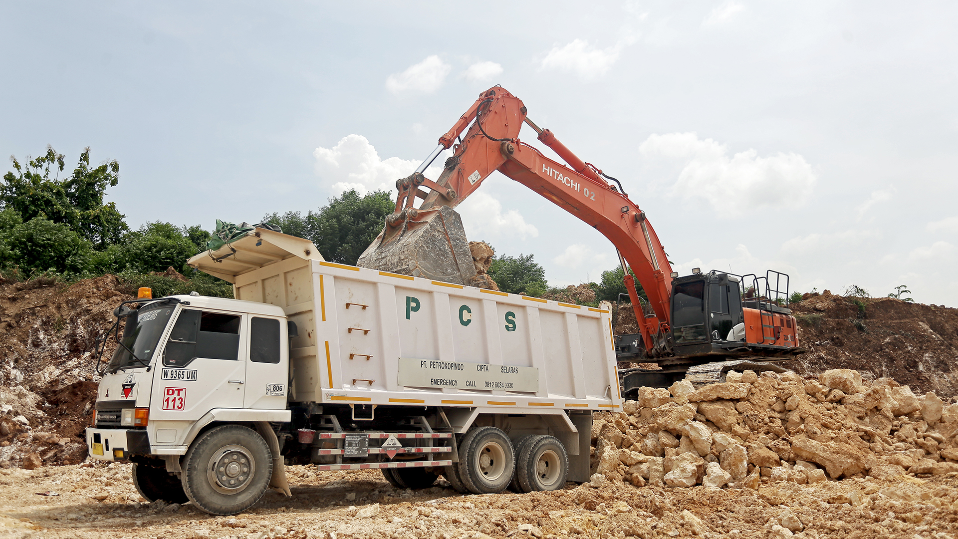 background-angkutan-truk-petrokopindo