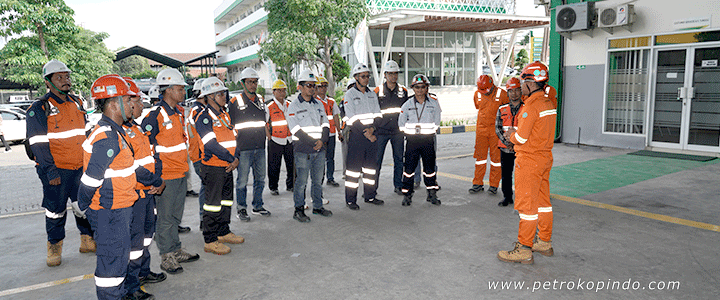 safety-briefing-smk3-petrokopindo