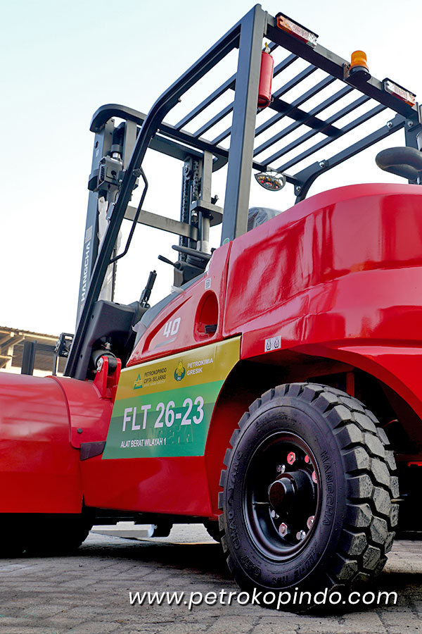 forklift-material-handling